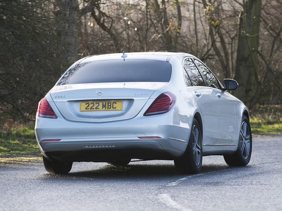 Mercedes-Benz S350 BlueTec 2013 года  (UK) (фото 8 из 13)